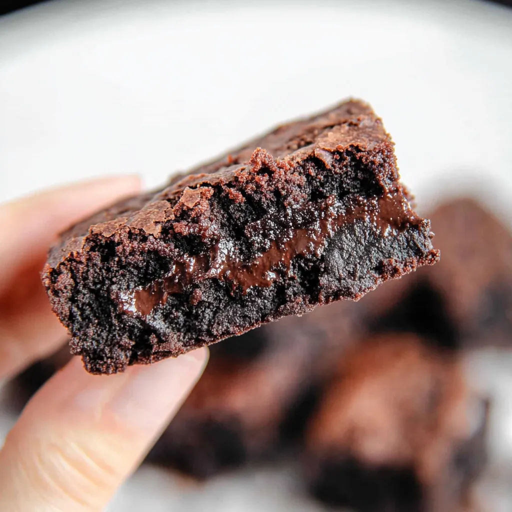 Simple Keto Brownie Recipe (Fudgy & Chewy)